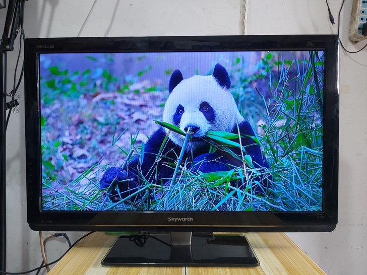 创维32寸液晶电视,高清画质,型号32E6...