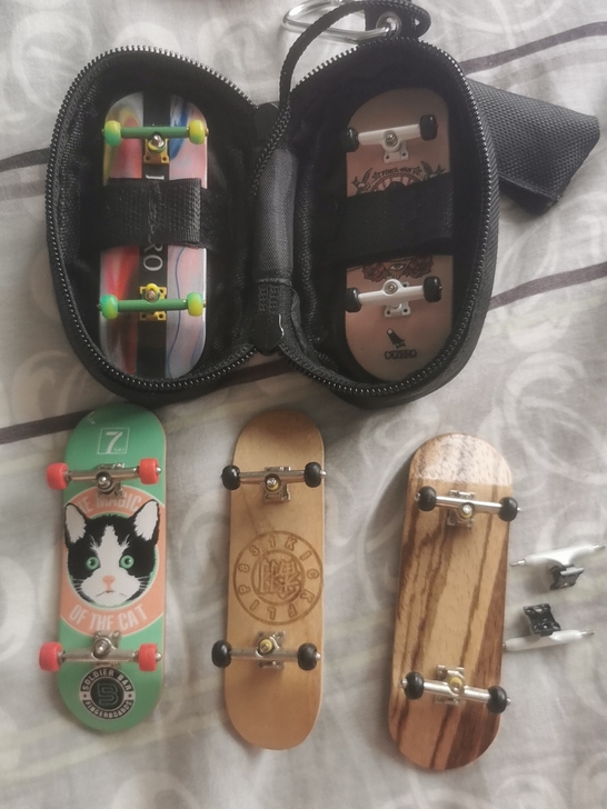 手指滑板，不单出！不单出！不单出！！！！