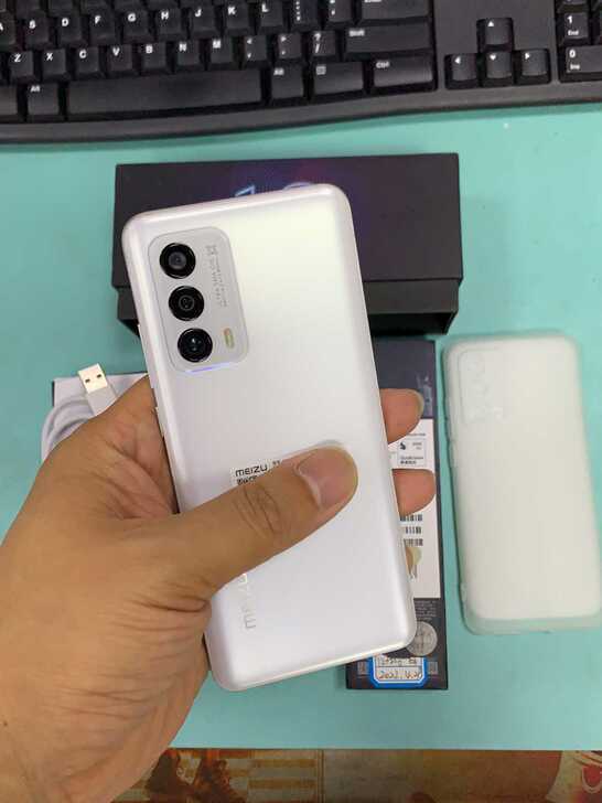 魅族18 12+256 踏雪 99新全套