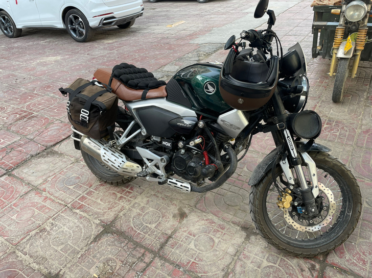 本田CB190ss复古摩托车，2020年6...