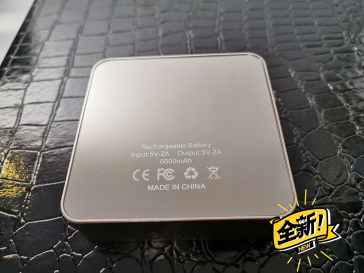 全新充电宝 移动电源，6600毫安。