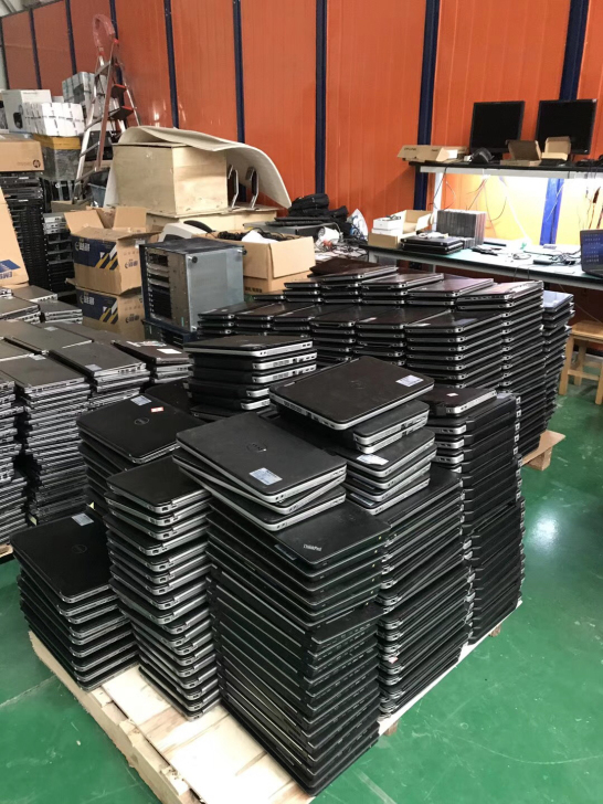 高价收台式机，电脑配件 ，工作室电脑，笔记本