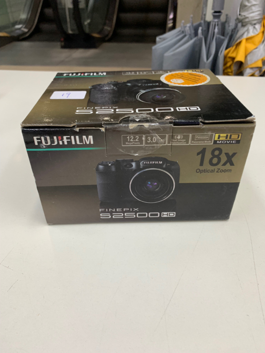 富士 s2500HD 长焦数码相机 122...