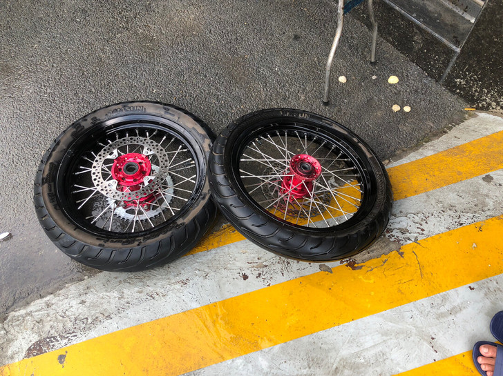出一台入门级越野车 工作忙没时间玩 没越野...