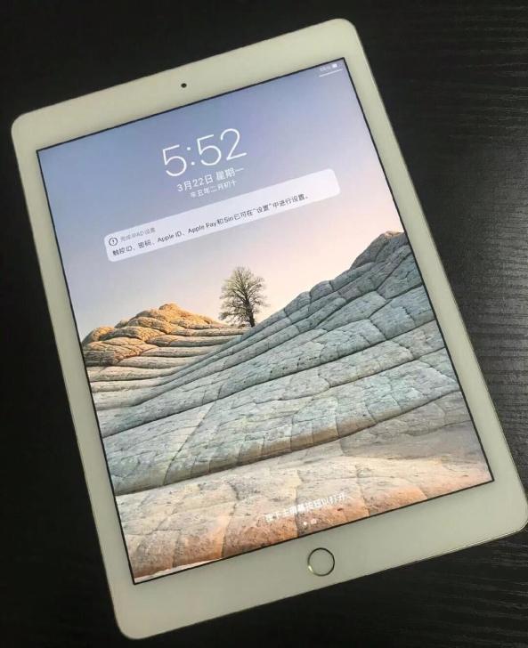 诚心转让一 台考研自用闲置的ipad7.9...