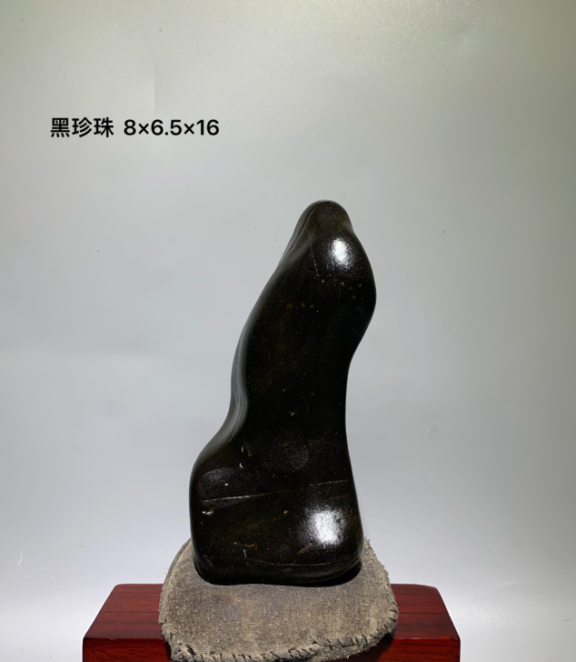 黑珍珠人物形象石，大化石彩陶石广西观赏石画...