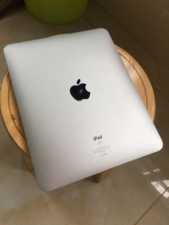 ipad1ipad1代a1219，看电影听...