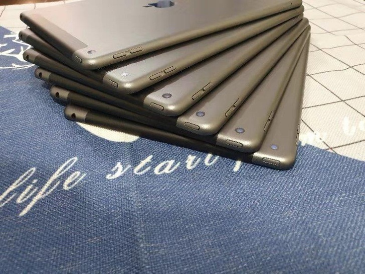 iPad 8代128g深灰色2020款10...