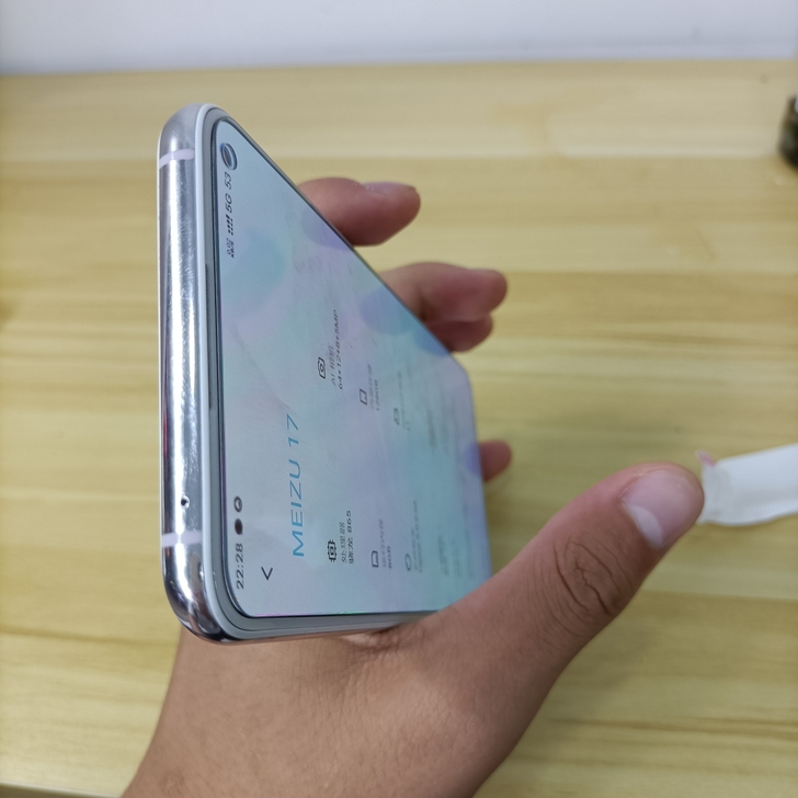 魅族17， 8+128 独角兽 外观痕迹无...