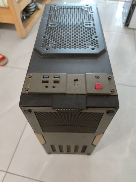 台式电脑,主机i7 7700k cpuZ2...