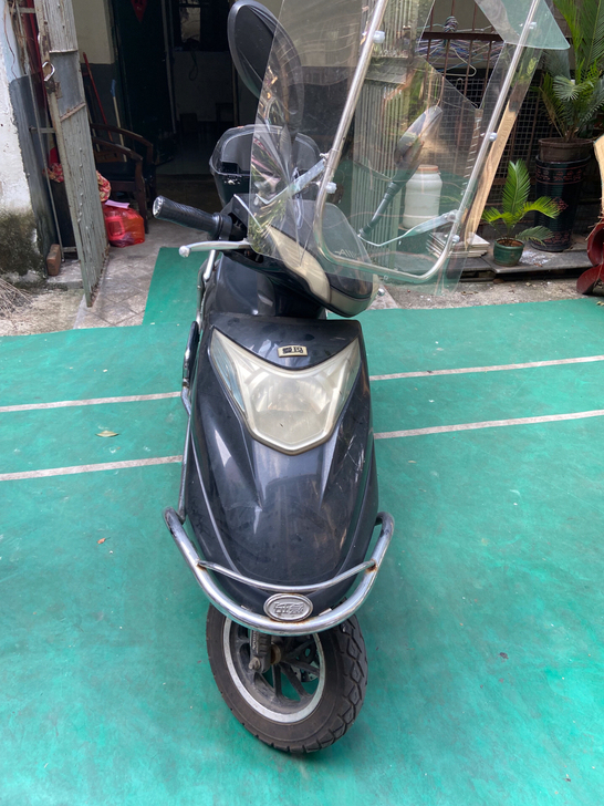 爱玛电动车60 伏的车子特别好骑的电动车！...