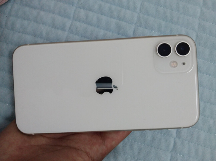 iPhone11苹果1164G走验机有面容...