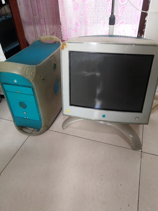 苹果G3台式机  带原装键盘鼠标 电源线都...