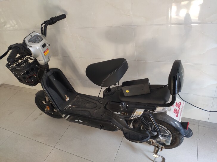 2019年12月买的，凤凰牌电动车，老品牌...