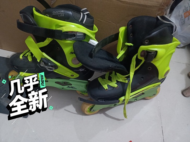 溜冰鞋低价出售,偏小穿不了,男款39码的,