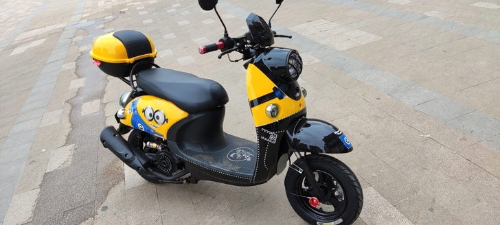 小龟王摩托车整车，买了一个月有事起骑不了了...