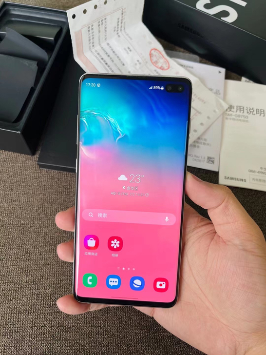 三星S10+