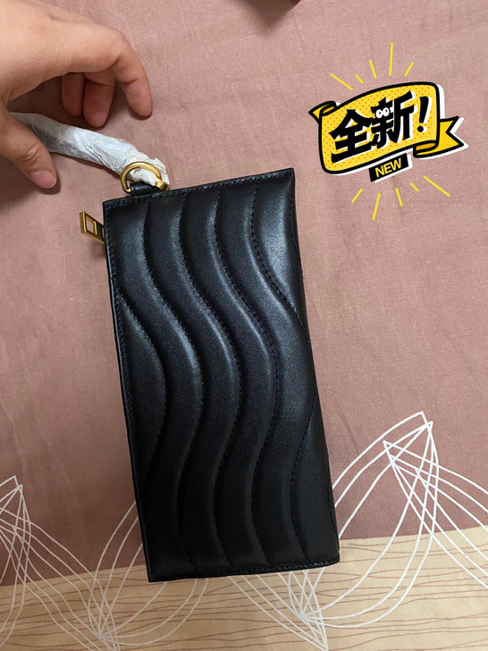 迪桑娜，牛皮手拿包/钱包，黑色，全新转让～