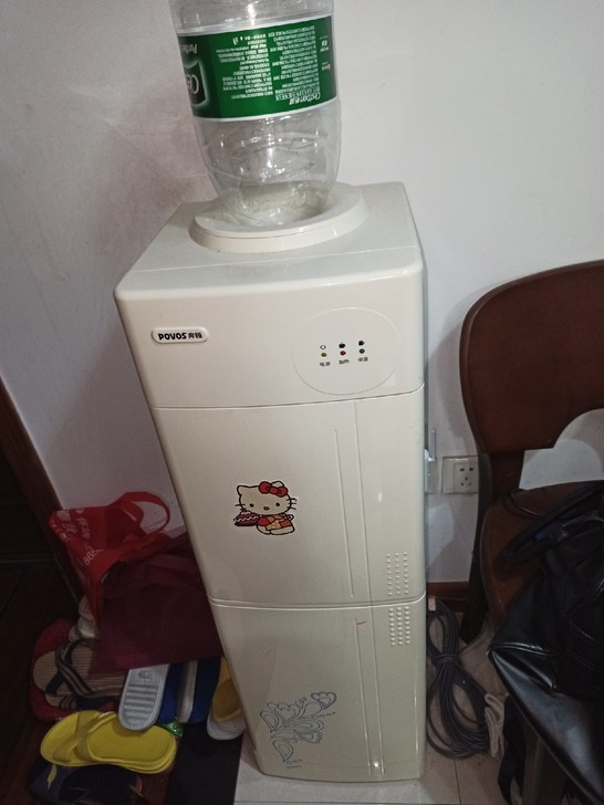 自用闲置奔腾冷热立式饮水机，新旧如图，正常...