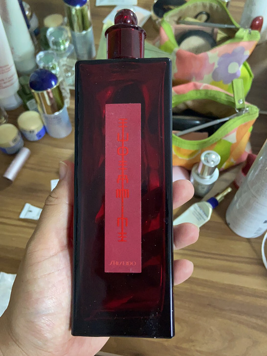 资生堂红色蜜露，化妆水，还剩一丢丢丢