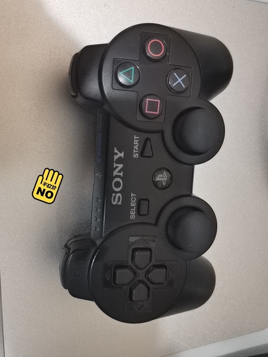 PS3原装无线六轴带震动手柄，成色可以，轻...