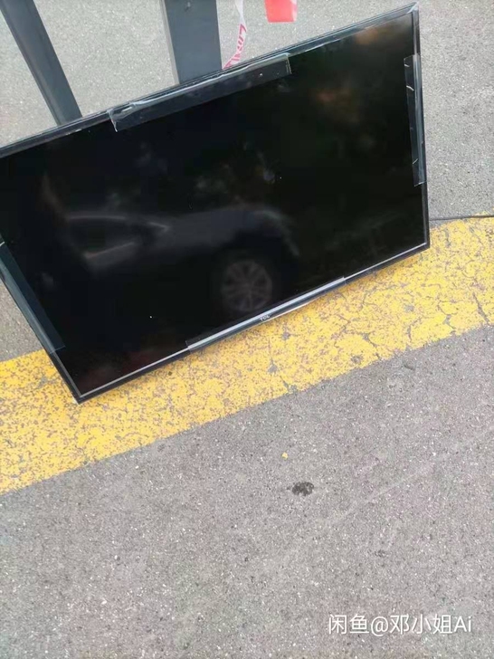 液晶电视机出售转卖，是TCL，牌子，40寸...