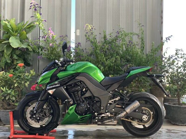 川崎摩托车 川崎Z1000街车摩托车 跑车...