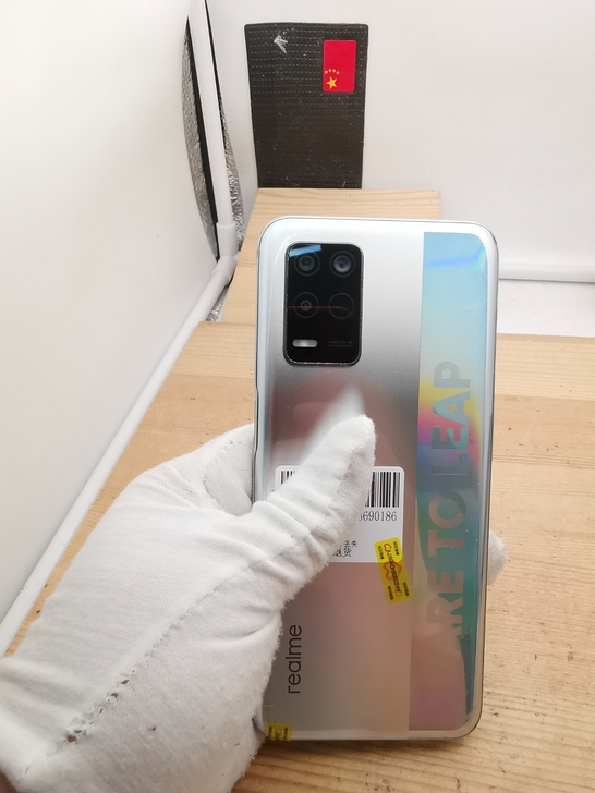 RealmeQ3 (5G)6+128无拆修