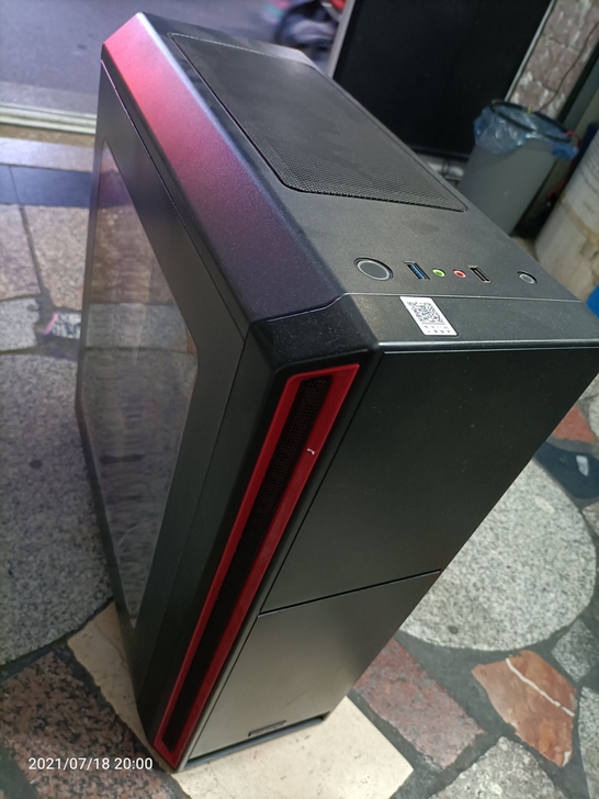 台式游戏电脑主机，处理器：AMD Ryze...
