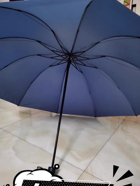 天堂伞 三人伞 大的，质量很好。转给需要的...