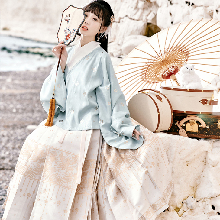 十三余小豆蔻儿[花鸟行吟]六色交领上衫织金...