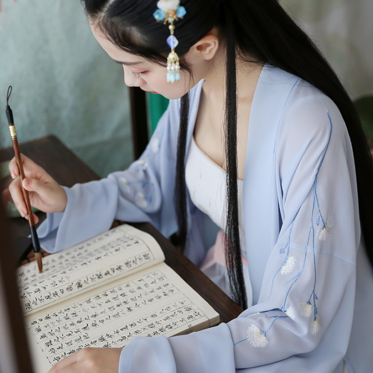 重回汉唐 民族装舞台装