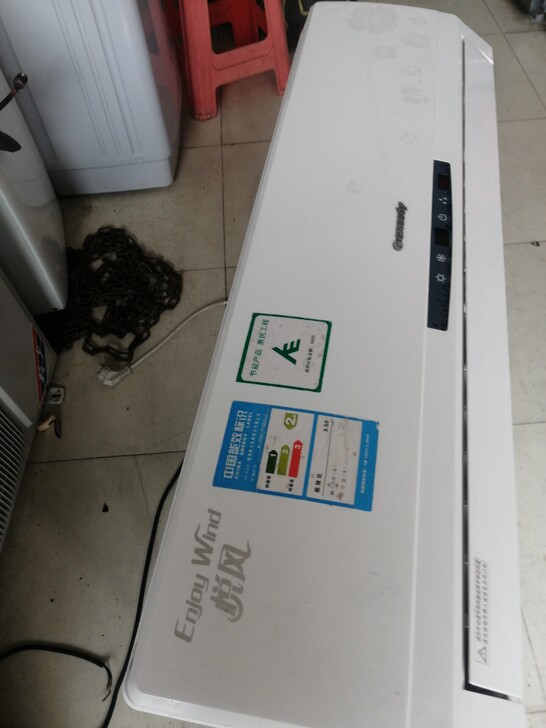格力空调大1p一台,有喜欢的朋友请跟我私聊吧
