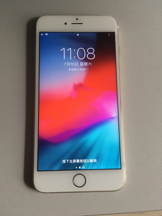 iPhone 6plus，可以连WiFi，...
