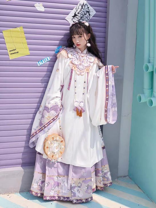 【全新100%】【织金妆花】十三余汉服女明...