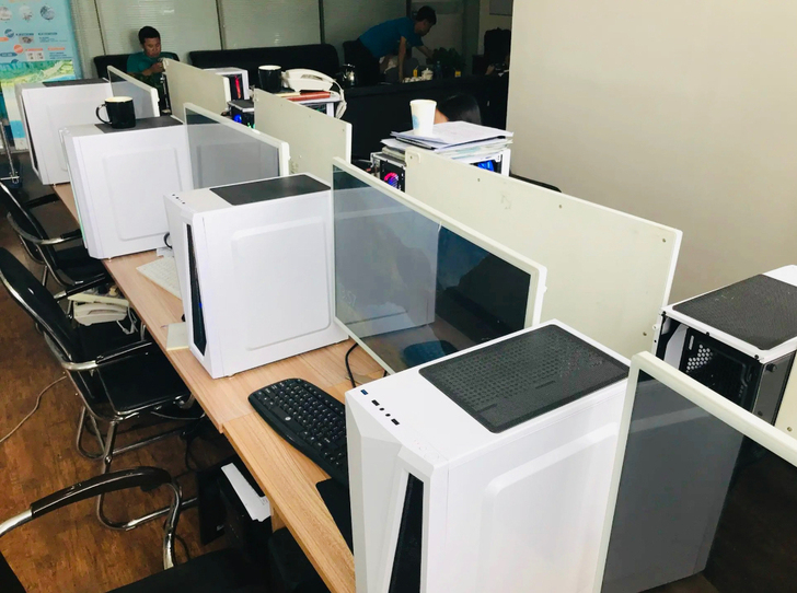 工作室亏本转让电竞台式机组装机