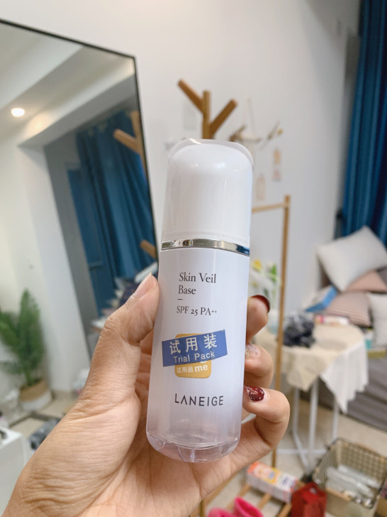 美妆店试用装 兰芝隔离原价160左右