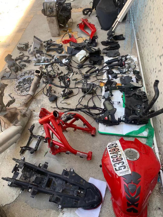 杜卡迪939 整车拆。需要可来电咨询