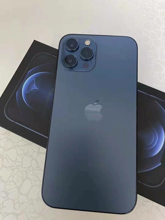 小仙女自用苹果12pro   底价处理  ...