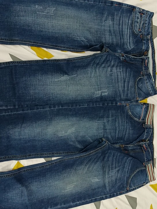 男款休闲牛仔裤，30码2尺3裤腰，老公穿过...