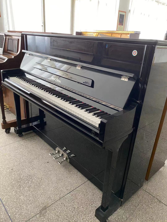 珠江T2钢琴,个人家用闲置钢琴,成色非常新...