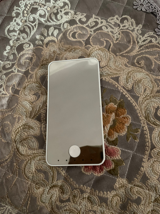 万达广场发行限量版车载充电宝 多大的我也不...