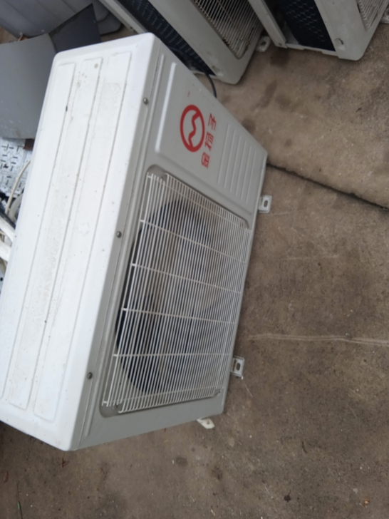 1p空调850，1.5P空调950，包安装