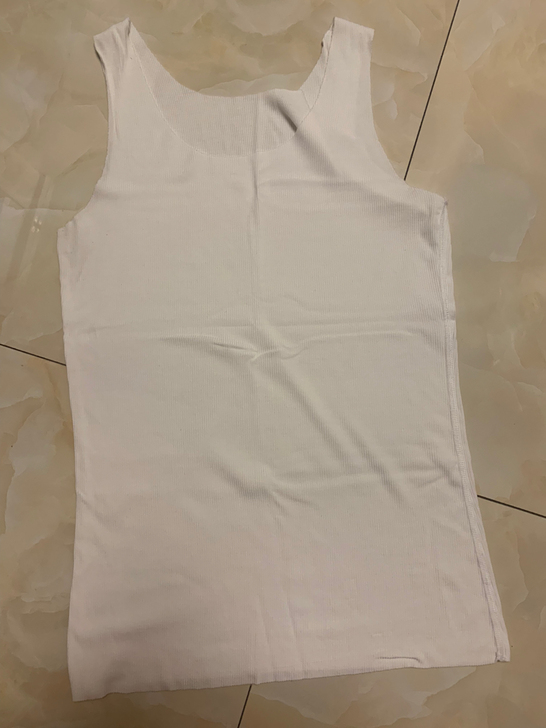 打底背心  弹力大110斤到140斤都能穿...