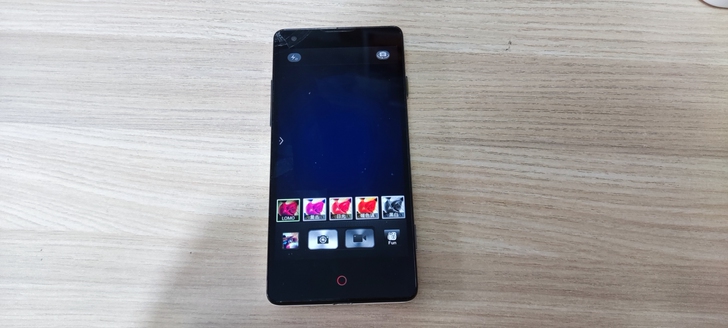 中兴努比亚NX402手机