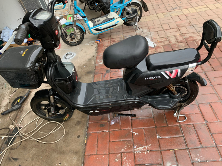 电动车 出售凤凰 大架子可加大电瓶 成色太...