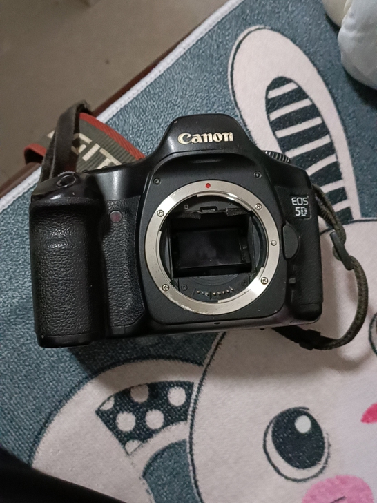 佳能5D单反单机身