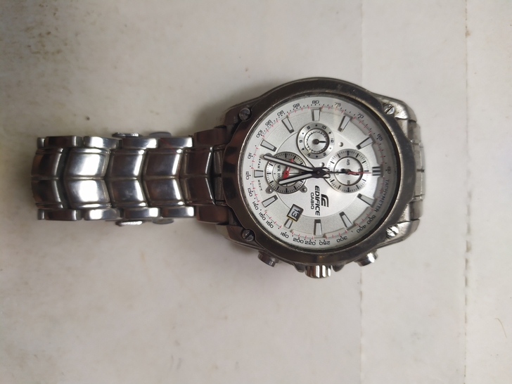 卡西欧手表，功能正常走时正常，表链有点短，...