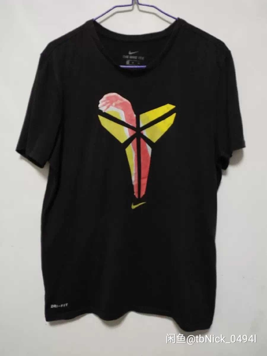 正品 科比 男士短袖尺码如图 成色如图 图...