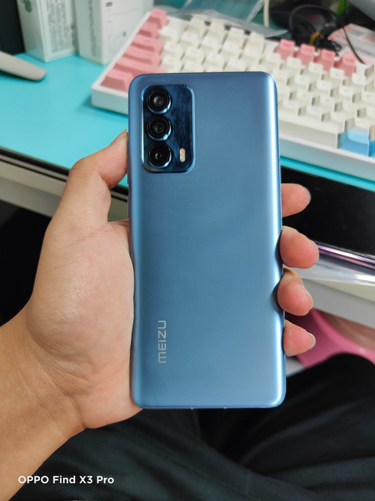 魅族18 6月激活 裸机 屏幕有划痕贴膜无视